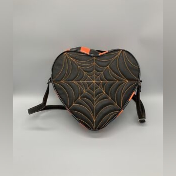love pain and stitches Handbags - Love Pain And Stitches Pumpkin Kult Orange And Black Heart Purse